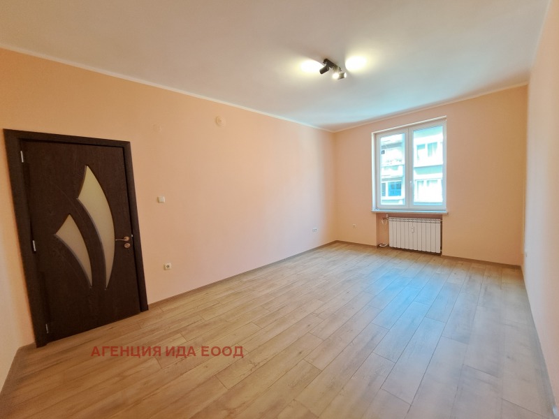 Vuokrattavana  Toimisto Sofia , Tsentar , 70 neliömetriä | 27497092 - kuva [9]