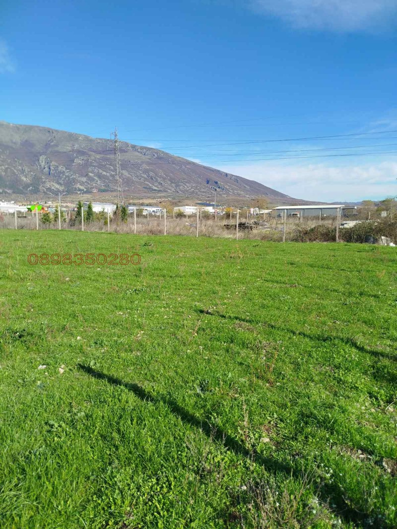 Дава под наем МЯСТО, гр. Карлово, област Пловдив, снимка 3 - Парцели - 52782168