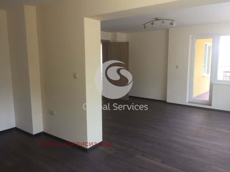 Дава под Наем ОФИС в град София, в.з.Американски колеж - 220 кв.м / 1 100 € » 2 151.41 лв., ГЛОБЪЛ СЪРВИСИЗ ООД