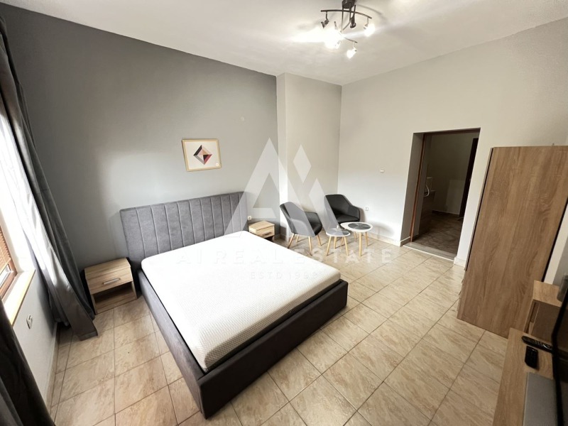 Te huur  Studio Pleven , Idealen tsentar , 50 m² | 70163549 - afbeelding [2]