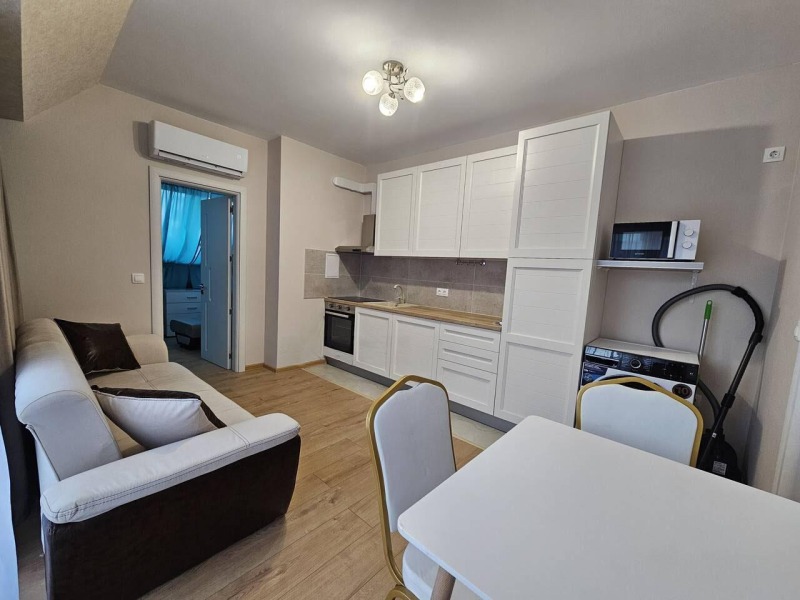 En renta  2 dormitorios Burgas , Vazrazhdane , 77 metros cuadrados | 89113955
