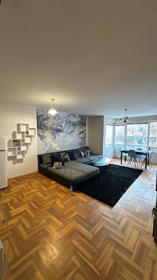 Дава под наем 3-СТАЕН, гр. София, Център, снимка 2 - Апартаменти - 53862279