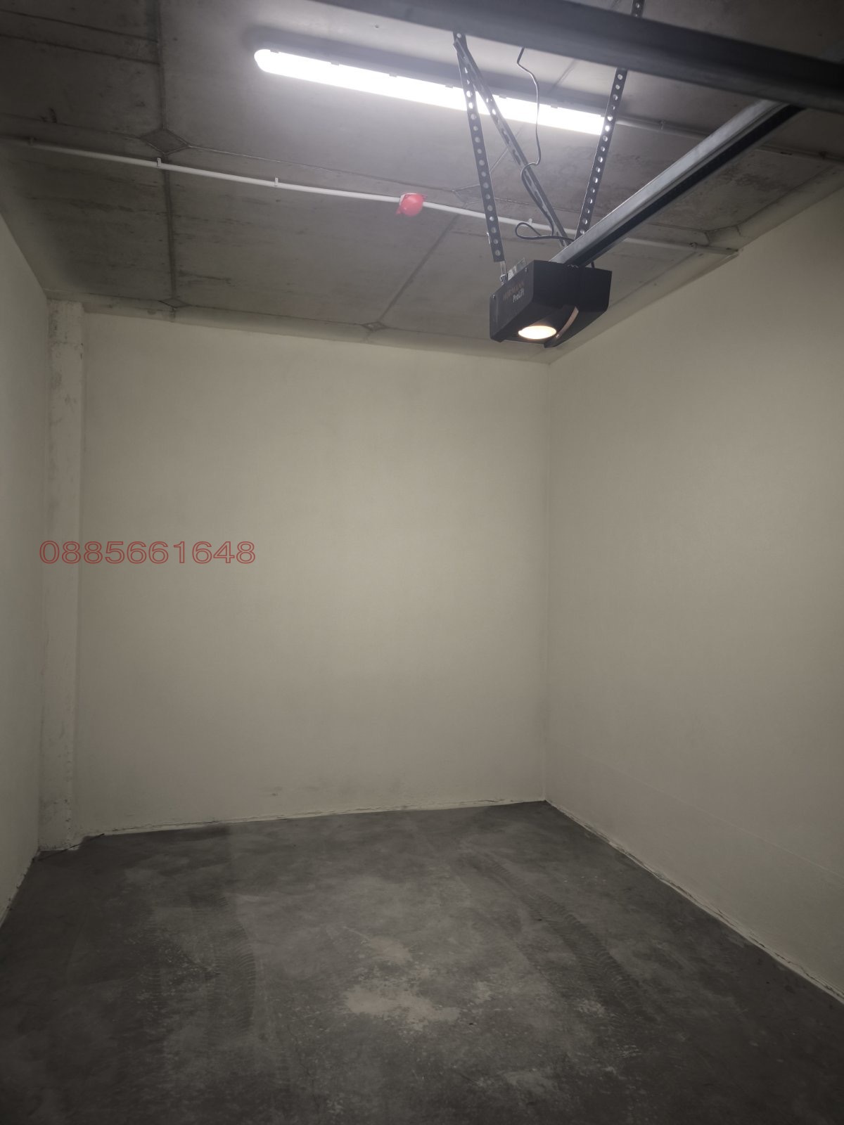 Дава под наем ГАРАЖ, ПАРКОМЯСТО, гр. София, Банишора, снимка 4 - Гаражи и паркоместа - 53684395