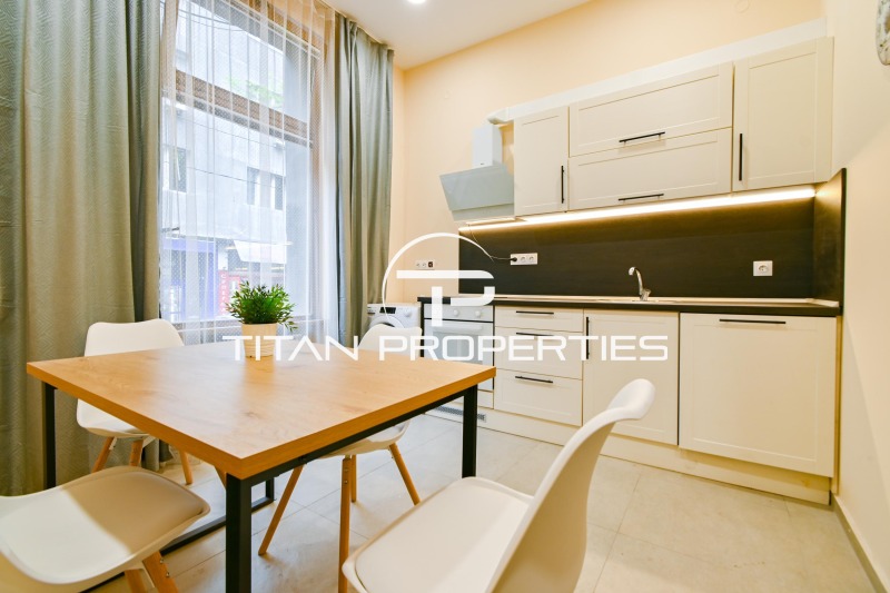 Дава под наем 3-СТАЕН, гр. София, Център