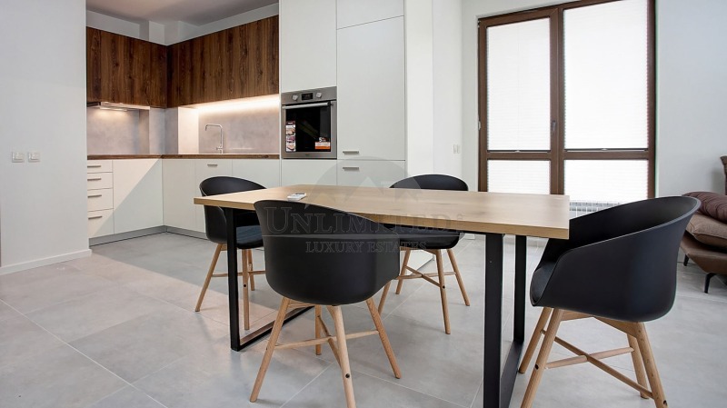 Zu vermieten  3 Schlafzimmer Sofia , Simeonowo , 167 qm | 13148392 - Bild [3]