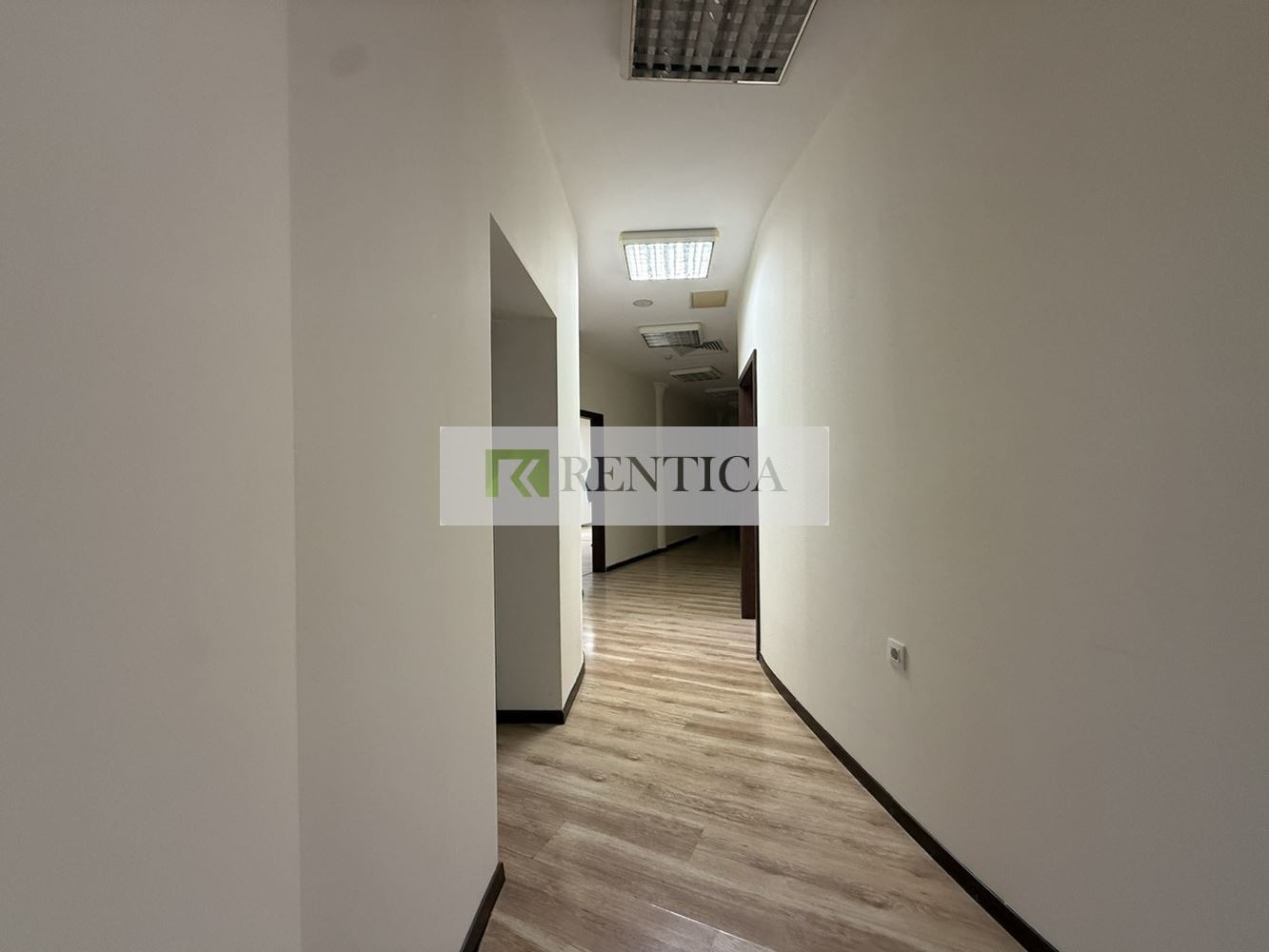 Дава под наем ОФИС, гр. Варна, Операта, снимка 9 - Офиси - 56502843