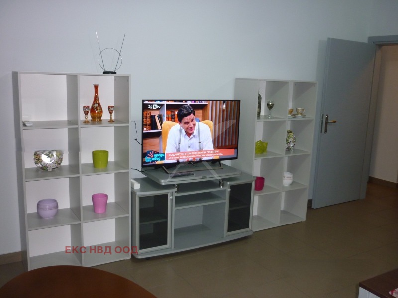 Дава под наем 2-СТАЕН, гр. Пловдив, Кючук Париж, снимка 5 - Апартаменти - 52819884