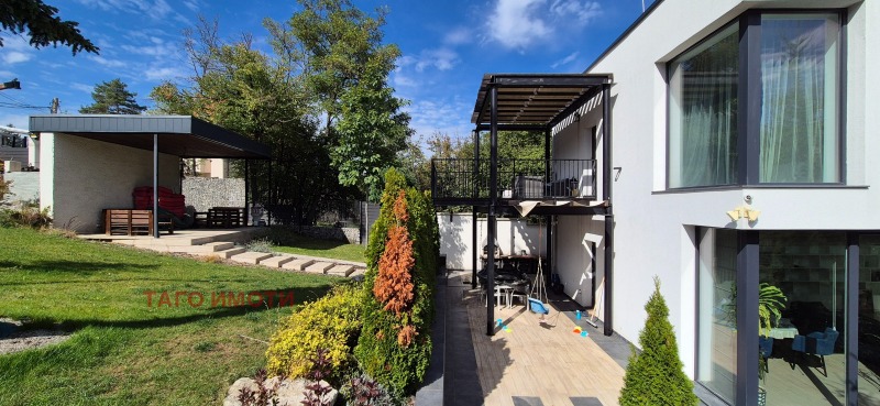 För uthyrning  Hus Sofia , Bistrica , 400 kvm | 89317399 - bild [2]