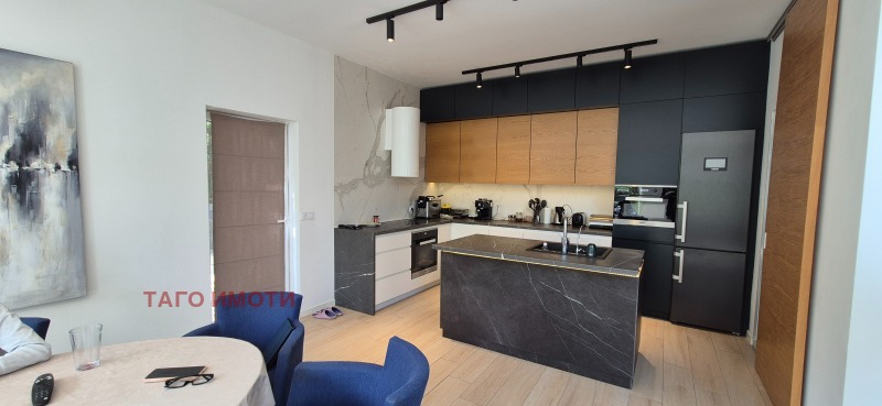 För uthyrning  Hus Sofia , Bistrica , 400 kvm | 89317399 - bild [9]