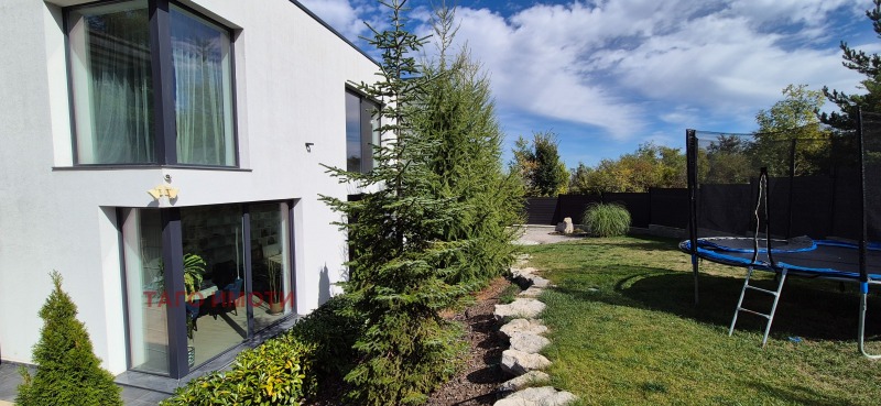 För uthyrning  Hus Sofia , Bistrica , 400 kvm | 89317399 - bild [3]