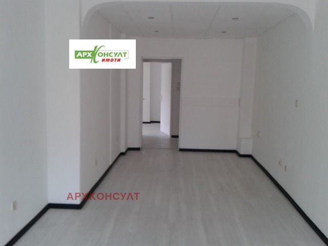 Kiralık  Mağaza Sofia , Zona B-5 , 50 metrekare | 28920076 - görüntü [3]