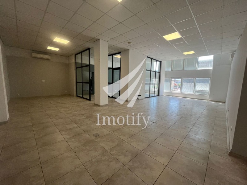 Para alugar  Armazenar Sofia , PZ Hladilnika , 4100 m² | 77592370 - imagem [4]