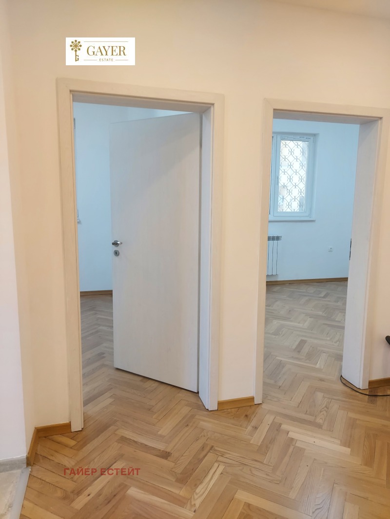 Дава под наем 2-СТАЕН, гр. София, Център