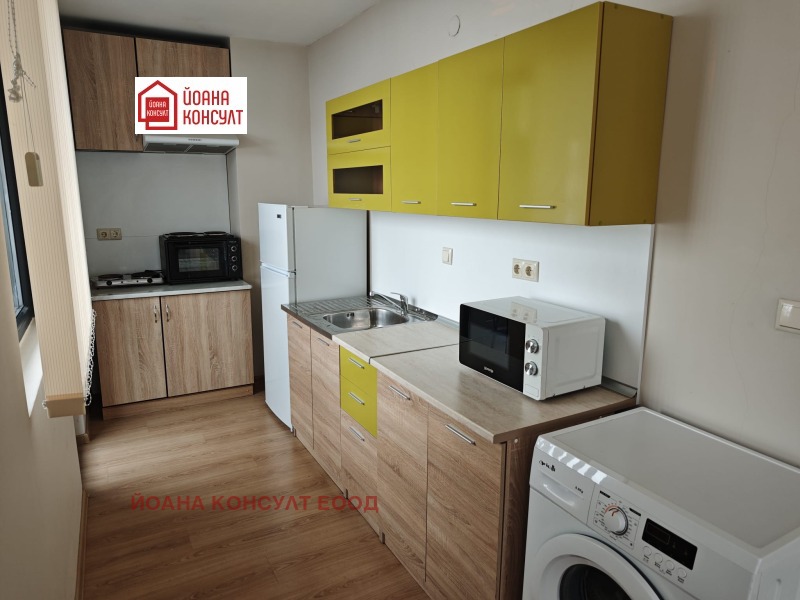 Дава под наем 2-СТАЕН, гр. Плевен, Широк център