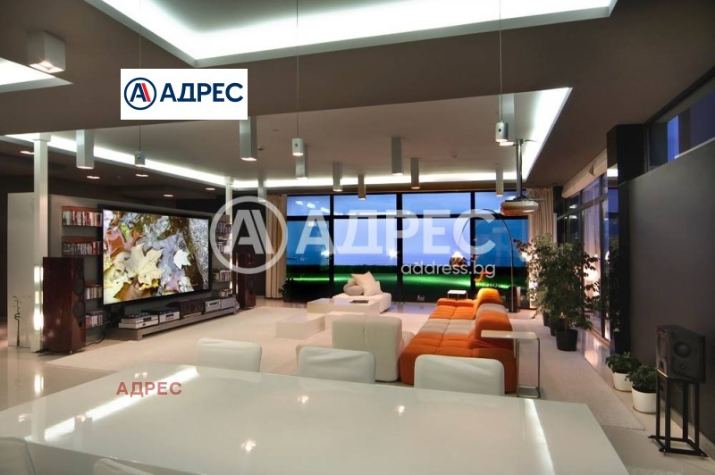 Дава под наем КЪЩА, гр. Варна, Бриз, снимка 3 - Къщи - 52476346