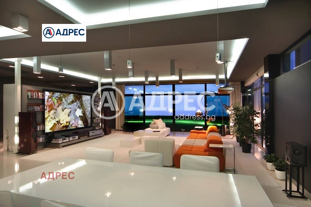 Дава под наем КЪЩА, гр. Варна, Бриз, снимка 4 - Къщи - 54021493