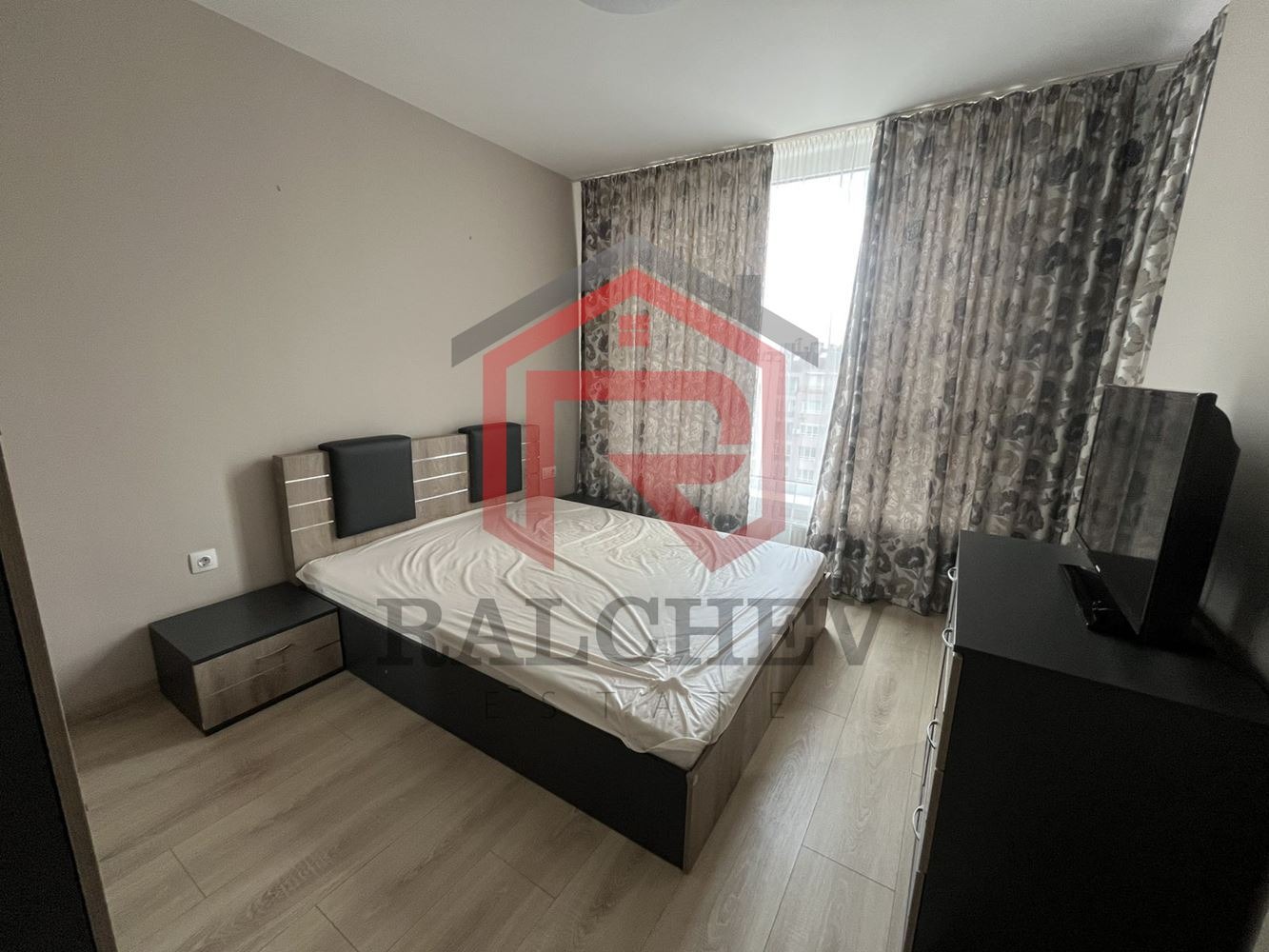 ���� ��� ���� 2-����� | Imot.bg � ����������� 8