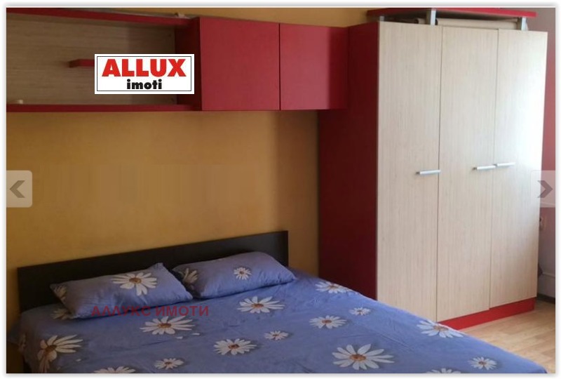 Da affittare  Studio Ruse , Ialta , 47 mq | 92432656