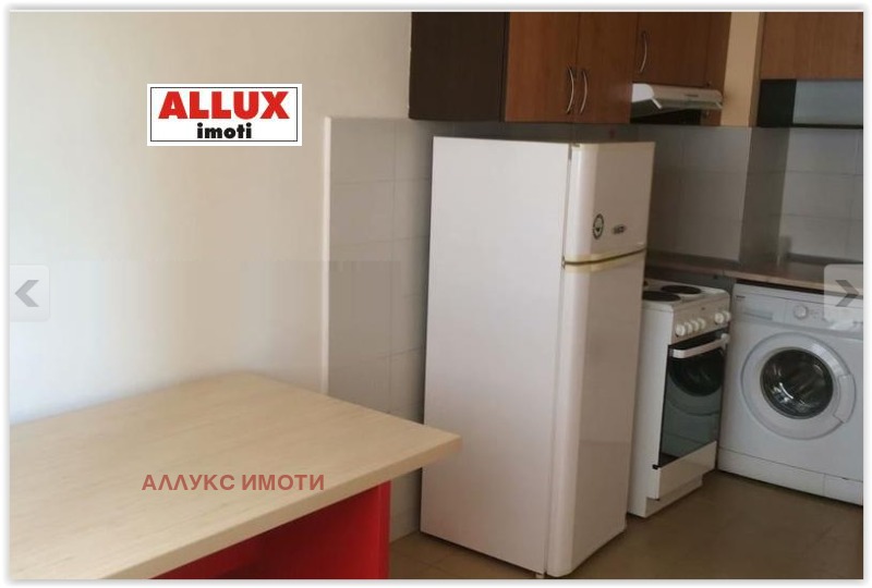 Da affittare  Studio Ruse , Ialta , 47 mq | 92432656 - Immagine [2]