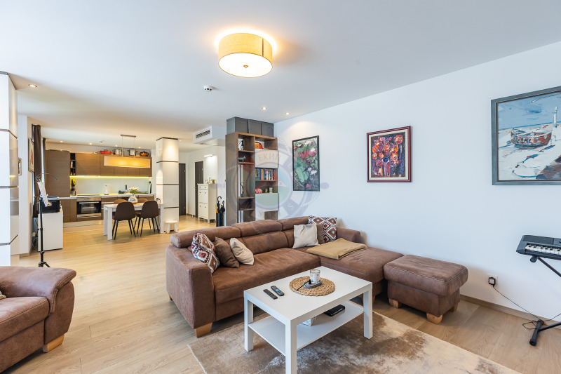В аренду  2 спальни Варна , Център , 160 кв.м | 73397469 - изображение [2]