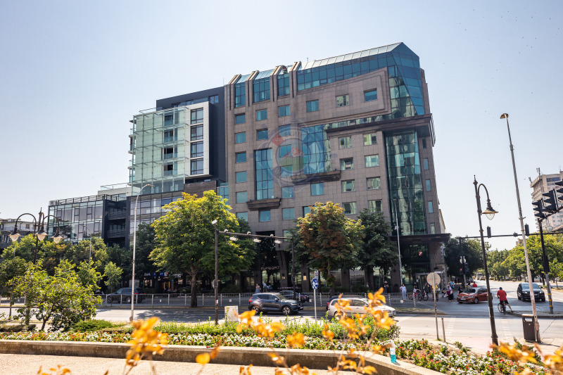 В аренду  2 спальни Варна , Център , 160 кв.м | 73397469