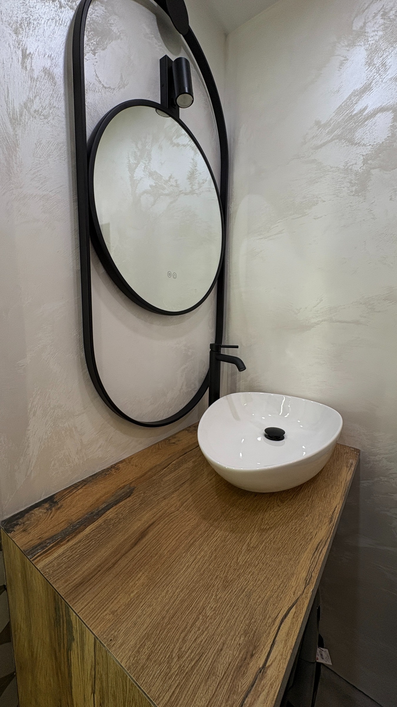 Дава под наем 1-СТАЕН, гр. София, Център, снимка 8 - Апартаменти - 54012318