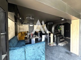 A louer Bar; Café