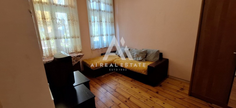 Издаје се  Студио Плевен , Идеален центар , 50 м2 | 18046678 - слика [2]