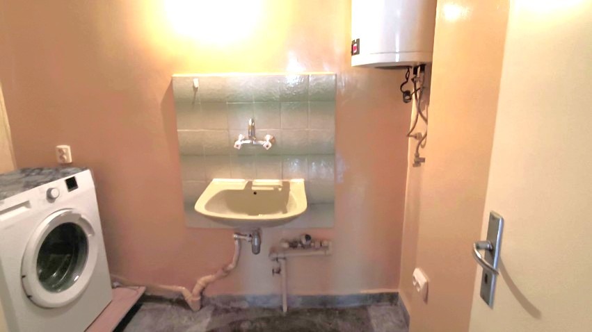 Дава под наем 2-СТАЕН, гр. Русе, Център, снимка 8 - Апартаменти - 52756036