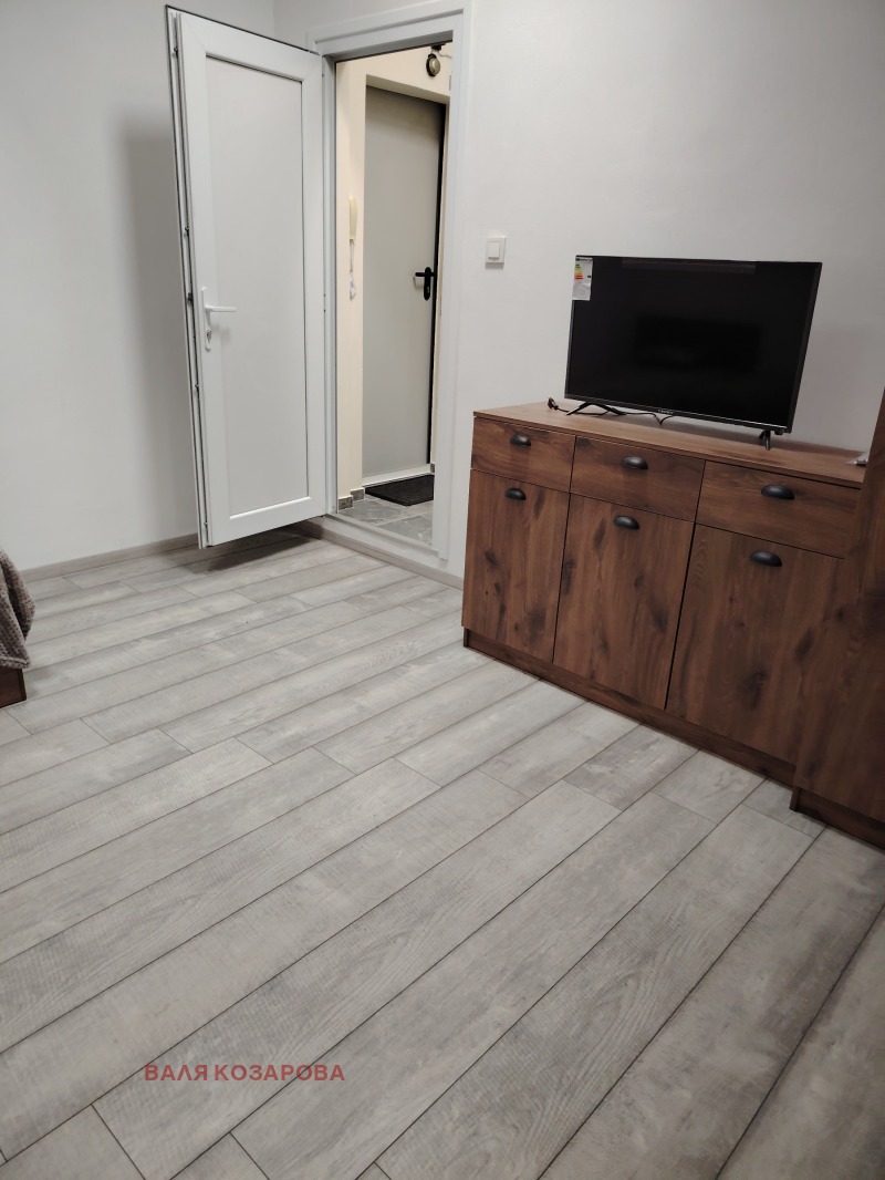 Da affittare  Studio Pleven , Shirok tsentar , 50 mq | 75537272 - Immagine [3]