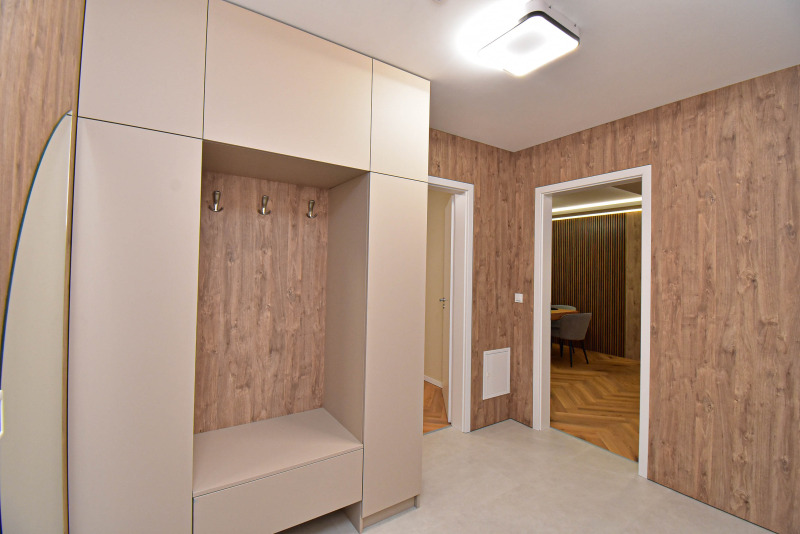 Дава под наем 3-СТАЕН, гр. София, Полигона, снимка 14 - Апартаменти - 52800397