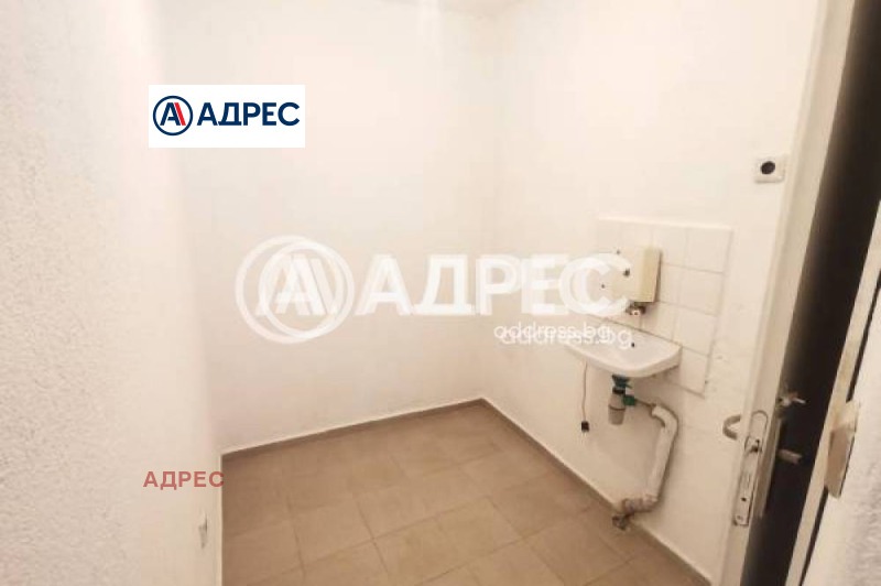 Дава под наем  Магазин град Варна , Център , 22 кв.м | 52240911 - изображение [3]