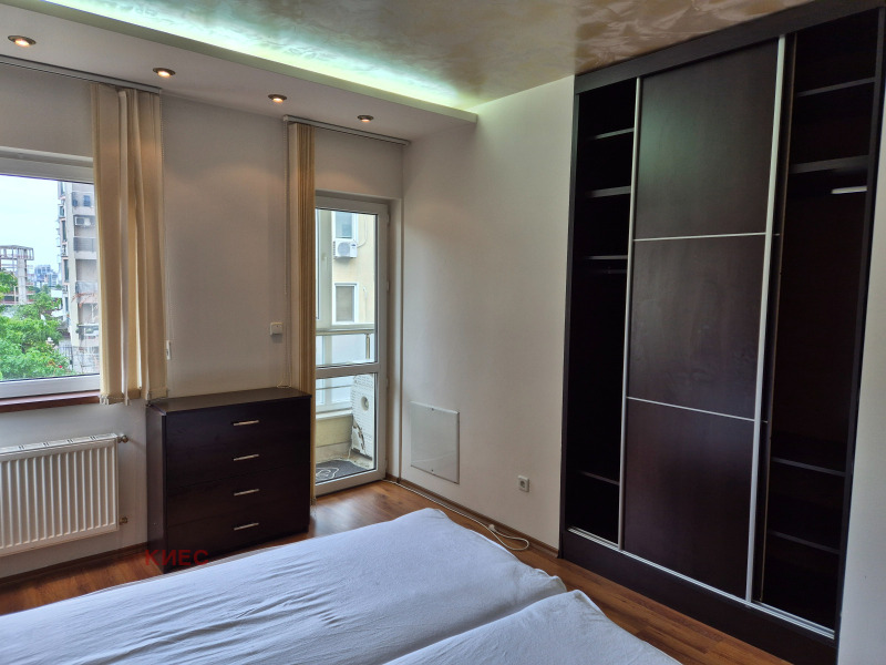 Kiadó  2 hálószobás Sofia , Manastirski livadi , 115 négyzetméter | 81415080 - kép [8]