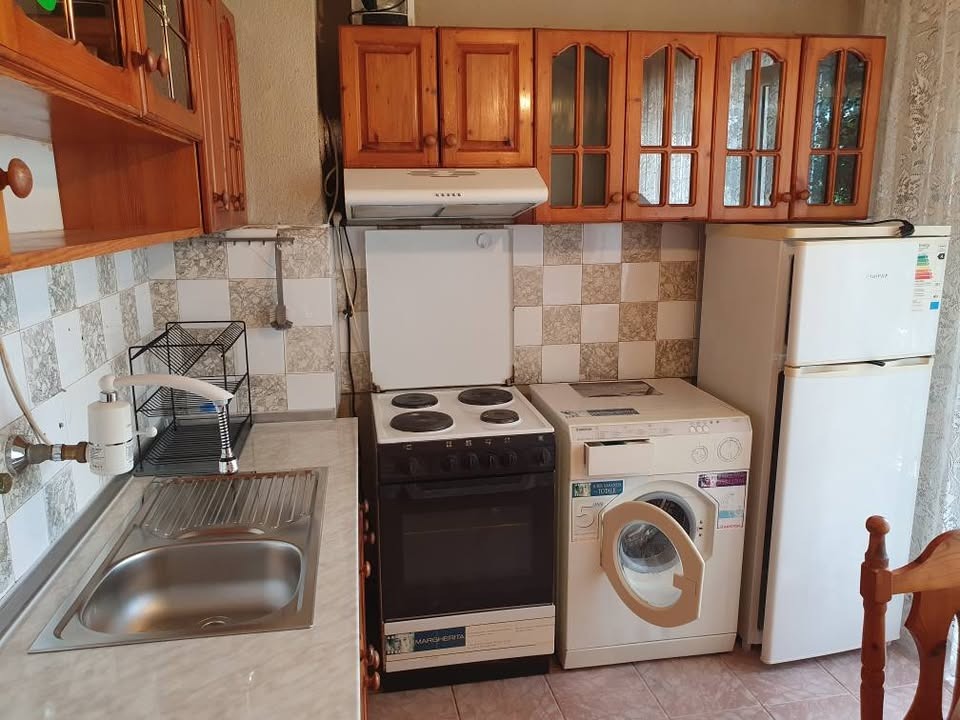Дава под наем 3-СТАЕН, гр. Русе, Родина 2, снимка 2 - Апартаменти - 55907759