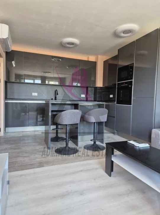 Дава под нем  2-стаен, град Варна, Победа •  700 EUR • ID 89678141 — holmes.bg - [1] 