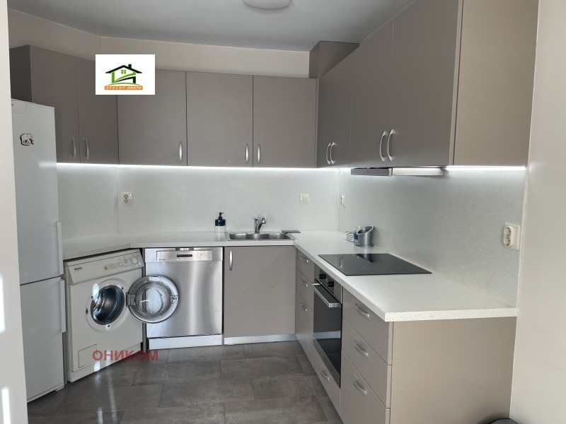 Дава под наем 3-СТАЕН, гр. Пазарджик, Руски, снимка 4 - Апартаменти - 53029305