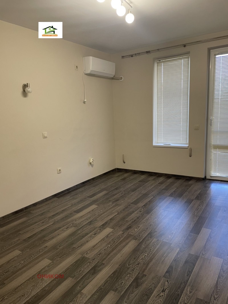 Дава под наем 3-СТАЕН, гр. Пазарджик, Руски, снимка 5 - Апартаменти - 53029305