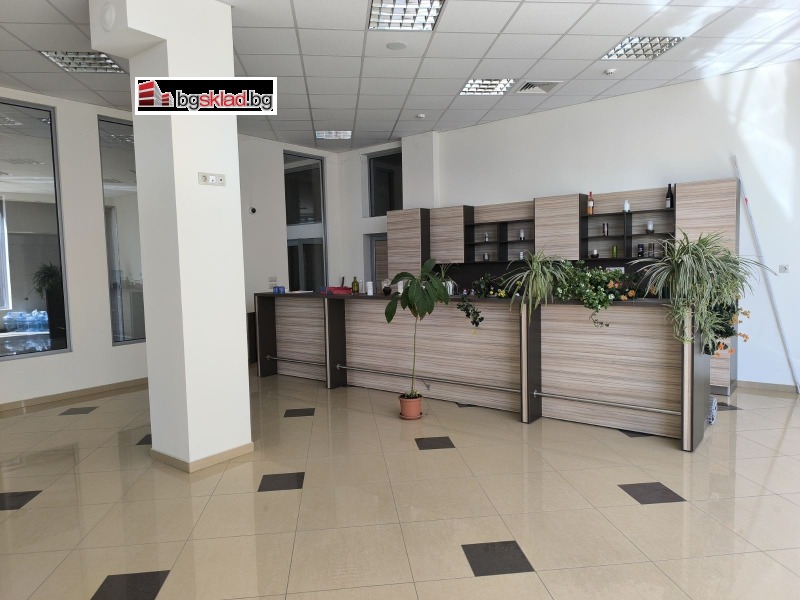 Da affittare  Ufficio Sofia , Iliiantsi , 330 mq | 56031713 - Immagine [2]
