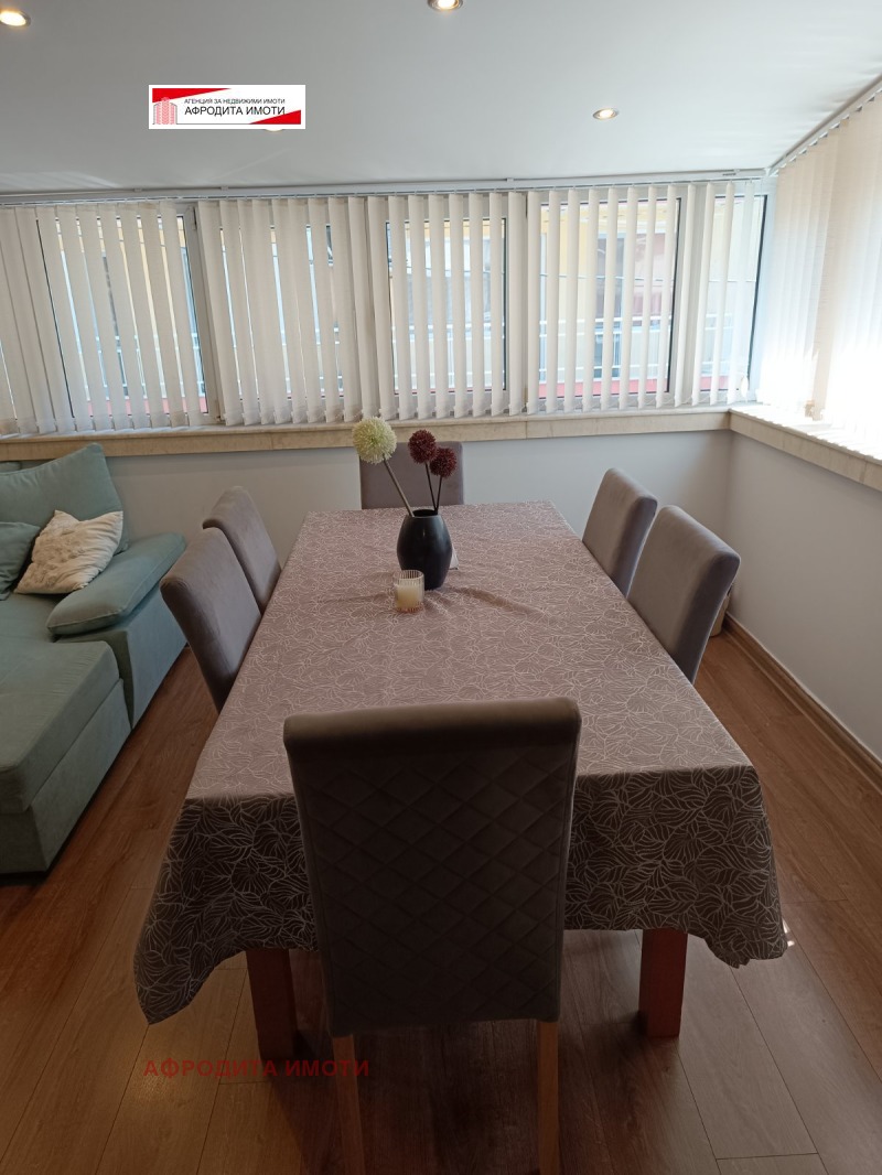 Zu vermieten  1 Schlafzimmer Stara Zagora , Zentar , 68 qm | 53875843 - Bild [3]