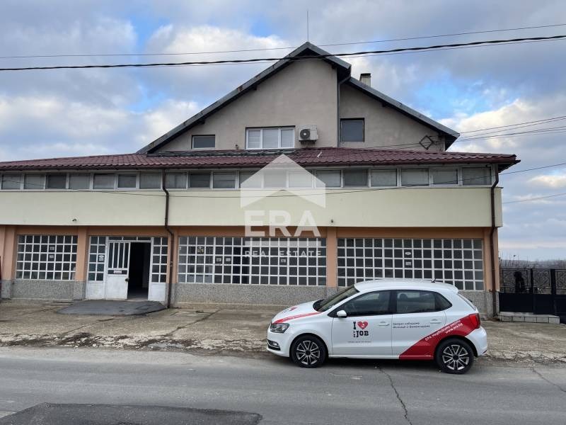 En renta  Comercio región Silistra , Aydemir , 266 metros cuadrados | 95858582