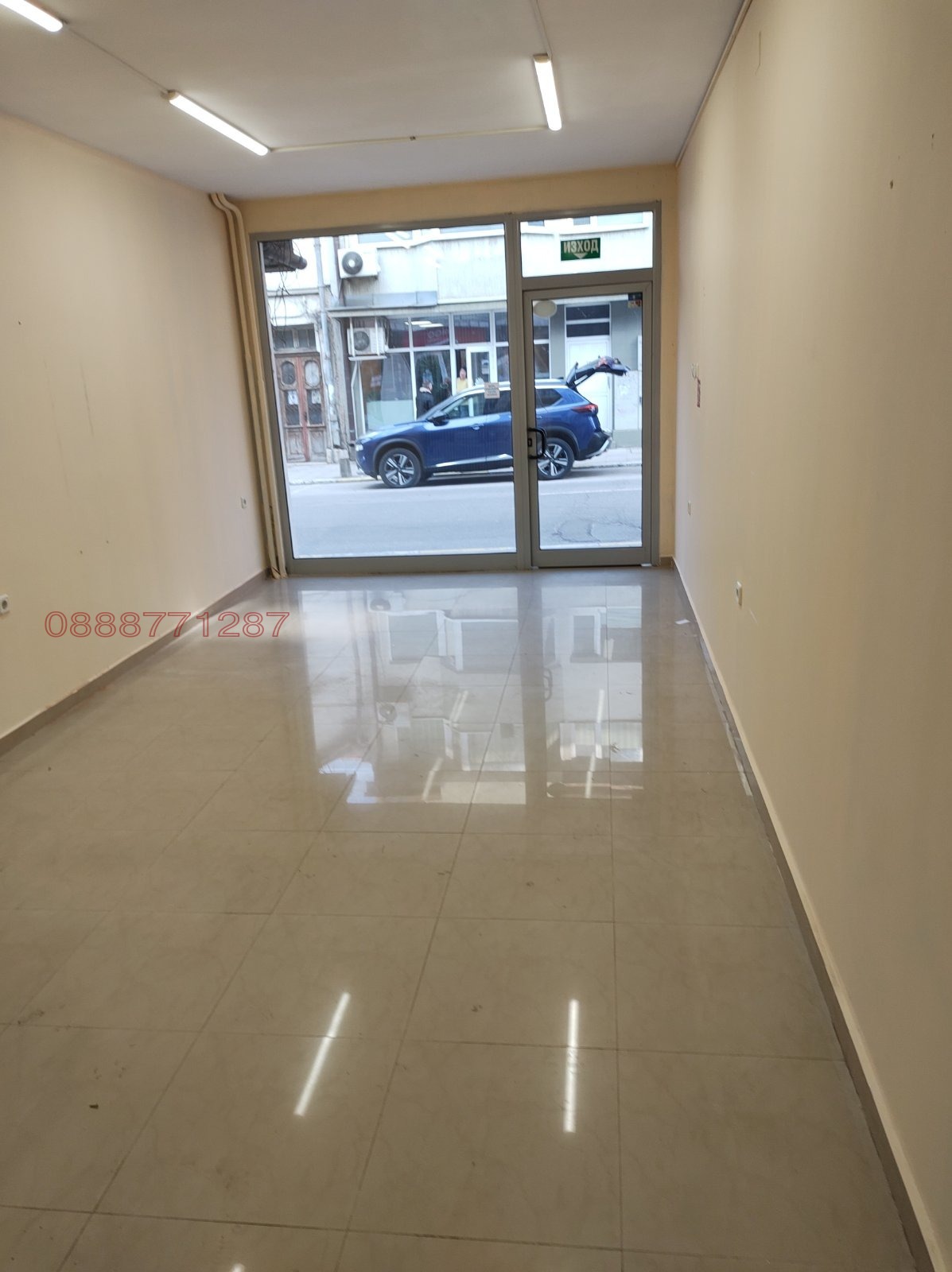 Дава под наем МАГАЗИН, гр. Враца, Център