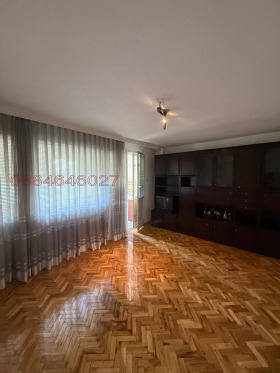 ���� ��� ���� 3-����� | Imot.bg � ����� ������ 8
