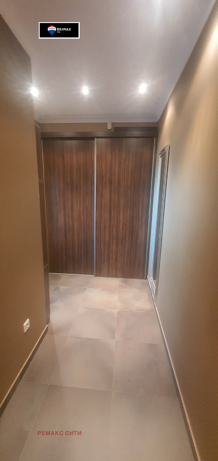 Til leje  Loft Sofia , Studentski grad , 75 kvm | 89843348 - billede [9]
