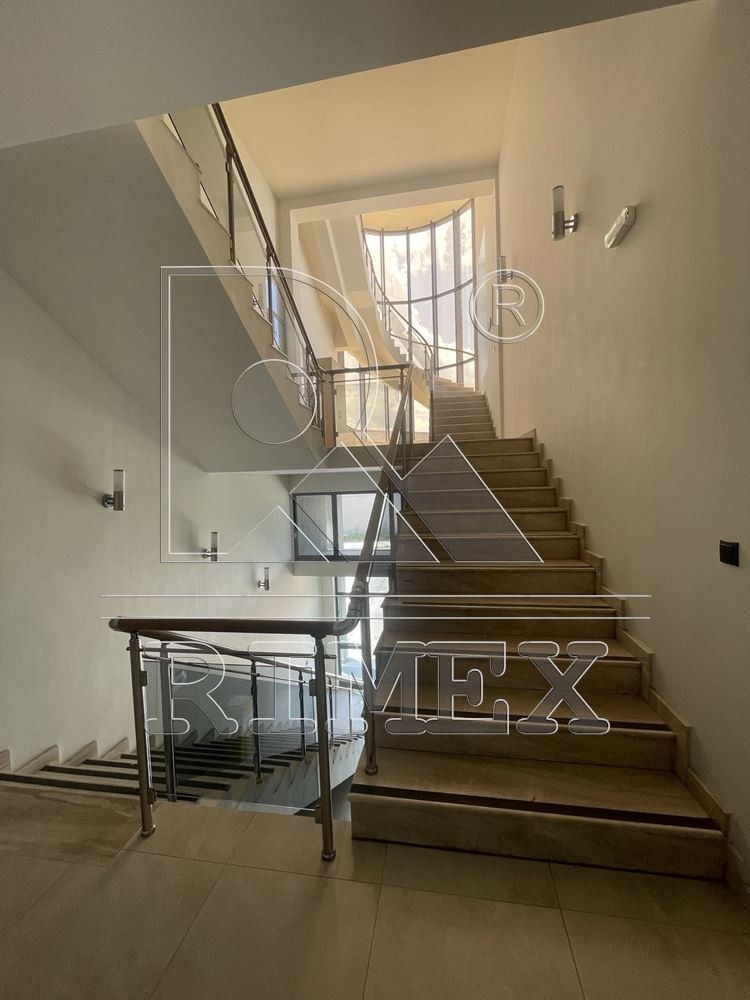 Дава под наем СКЛАД, гр. Пловдив, Индустриална зона - Север, снимка 2 - Складове - 52752512