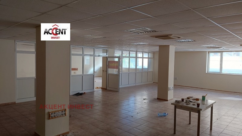 Дава под Наем ОФИС в град Варна, Западна промишлена зона - 300 кв.м / 1 050 € » 2 053.62 лв., АКЦЕНТ ИНВЕСТ
