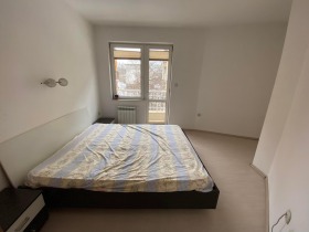 1 soverom Javorov, Sofia