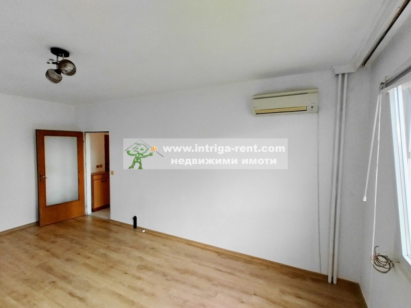 Дава под наем 1-СТАЕН, гр. Хасково, Любен Каравелов, снимка 2 - Апартаменти - 53334117