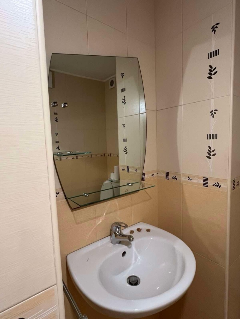 För uthyrning  1 sovrum Sofia , Goce Deltjev , 85 kvm | 52707935 - bild [8]