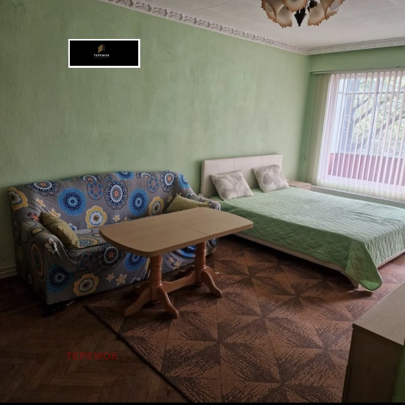 Дава под наем 2-СТАЕН, гр. Шумен, Тракия, снимка 2 - Апартаменти - 53029327