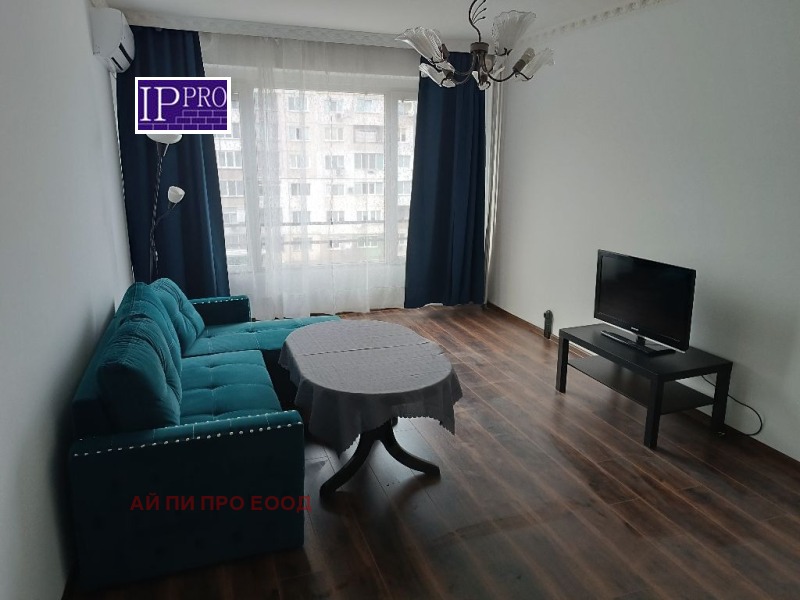 A louer  2 chambres Sofia , Nadejda 3 , 84 m² | 68468981